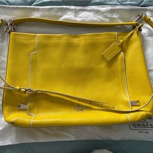 Yellow Coach shoulder bag / crossbody with lots of pockets